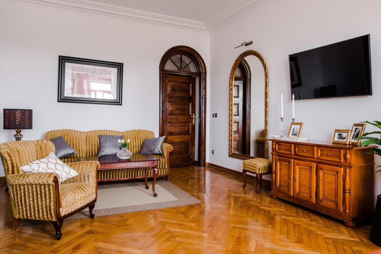 Halby Luxury Rooms Chmielna 73B Varsóvia Exterior foto